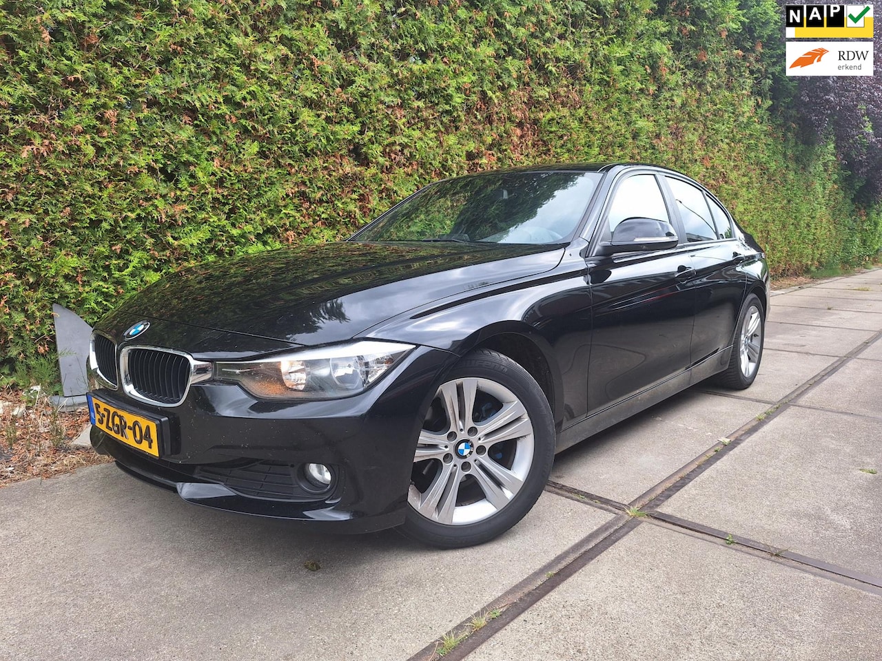 BMW 3-serie - 320d EfficientDynamics Edition Business 320d EfficientDynamics Edition Business - AutoWereld.nl