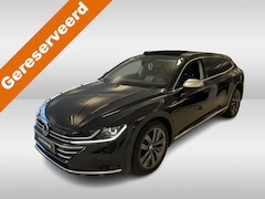 Volkswagen Arteon Shooting Brake - 1.4 TSI eHybrid Elegance Business+ / Panorama dak / Zwenkbare trekhaak / Alcantara / Camer