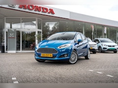 Ford Fiesta - 1.0 Titanium | Cruise control | IJskoude airco | Trekhaak | Extra set winterbanden op stal