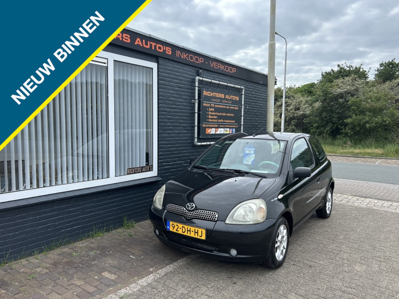 Toyota Yaris - 1.0-16V VVT-i Sol 1.0-16V VVT-i Sol - AutoWereld.nl