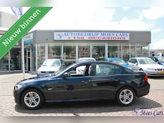 BMW 3-serie - 318i Business Line NAVI / CLIMATE / CRUISE