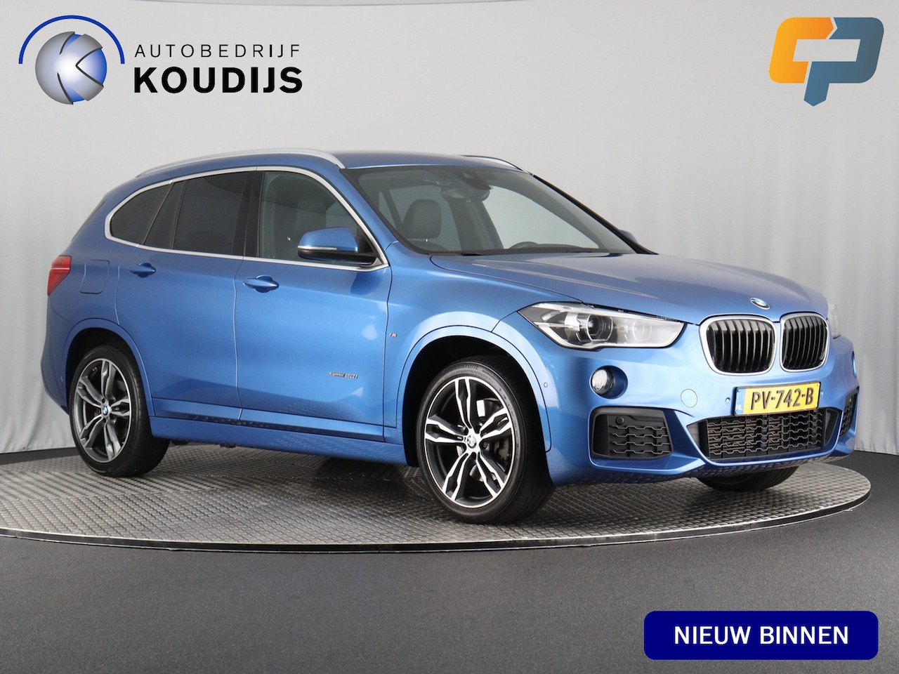 BMW X1 - sDrive20i High Executive M Sport (NL-Auto / Afn. Trekhaak / Carplay / Camera / Navi / Crui - AutoWereld.nl