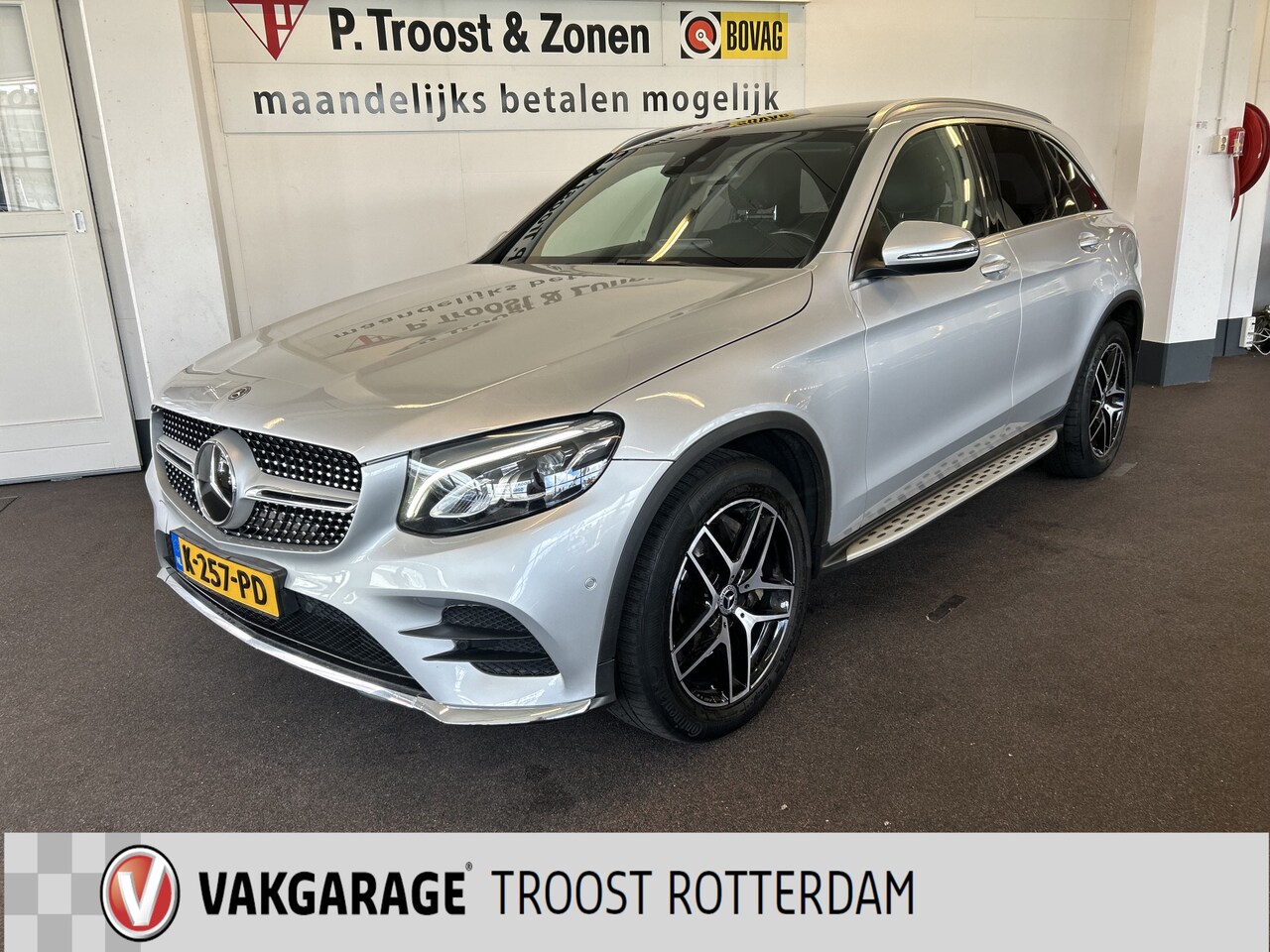 Mercedes-Benz GLC-klasse - 250 4MATIC AMG Premium Plus | Panoramadak | Cruise control | Climate control | Navigatie | - AutoWereld.nl