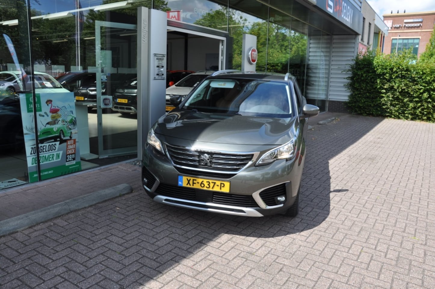 Peugeot 5008 - Trekhaak 7 pers. Leder int. 1.2 PT BL. Premium - AutoWereld.nl