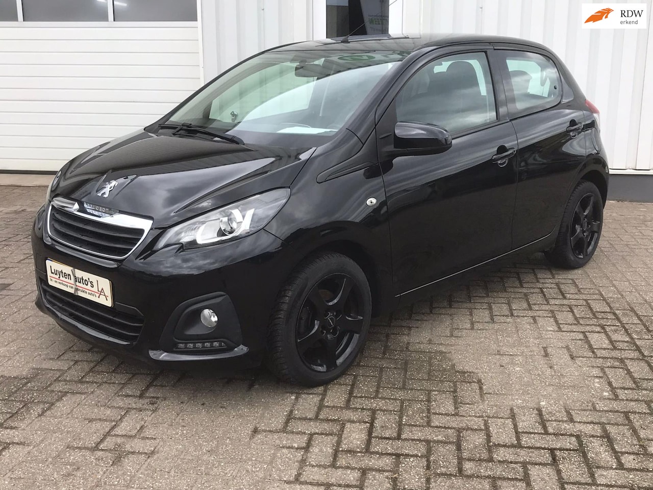 Peugeot 108 - 1.0 e-VTi Active 5 deurs - AutoWereld.nl