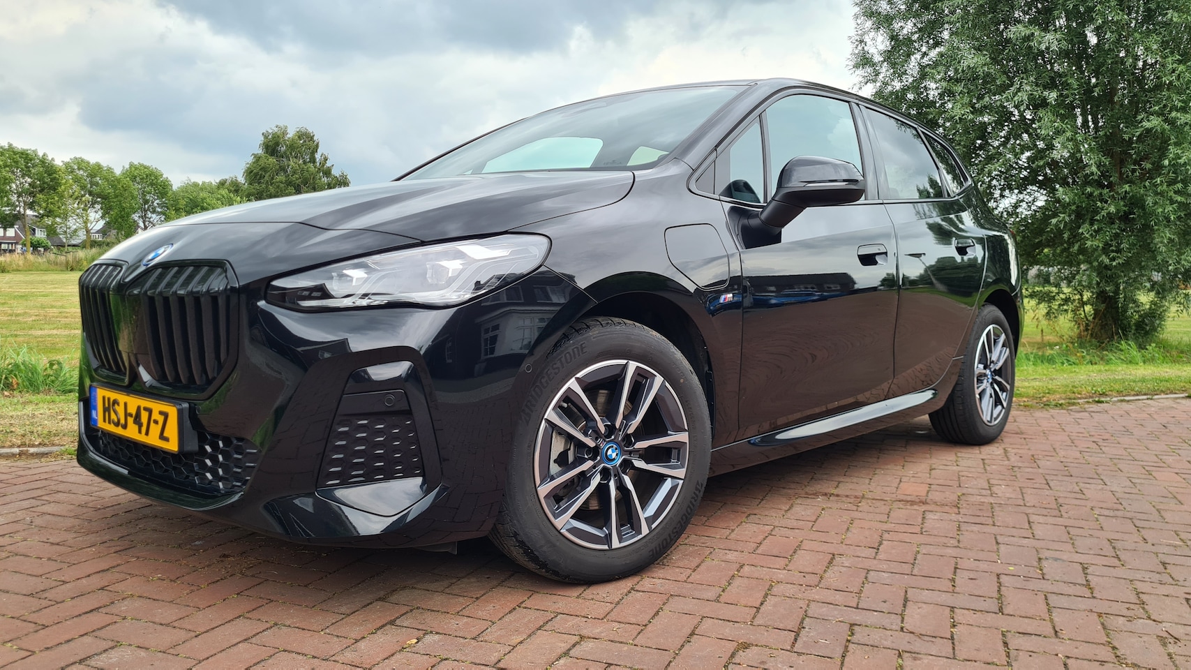 BMW 2-serie Active Tourer - 225e xDrive M-SPORT - AutoWereld.nl