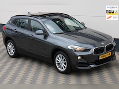 BMW X2 - SDrive20i Pano Navi Trekhaak Dealer Ond 1Ste Eig