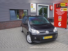 Volkswagen Up! - 1.0 groove up BlueMotion / Dealer onderhouden / Airco