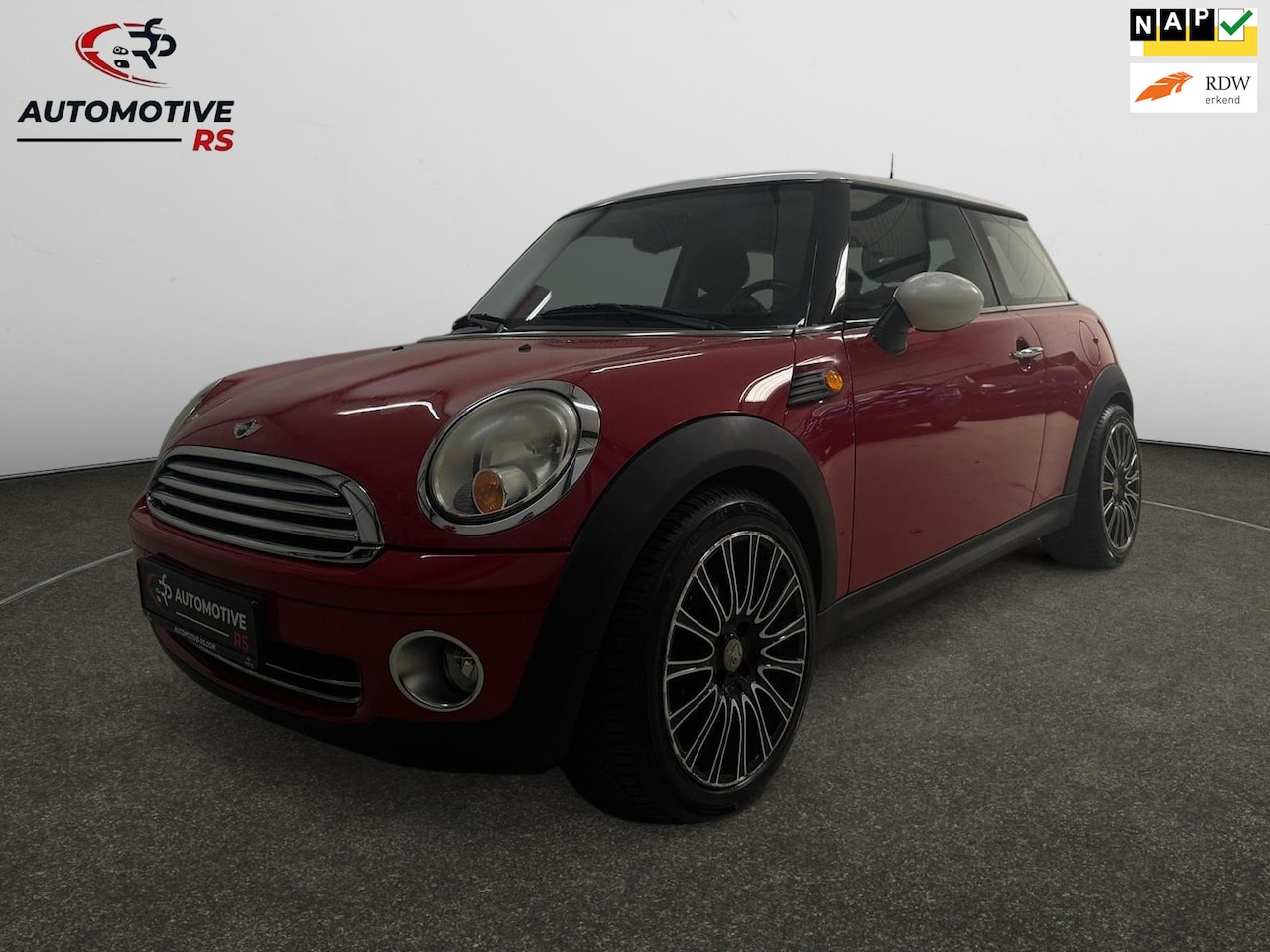 MINI Cooper - | Leder | Airco | LMV 16" | ESP | Stoelverw. | Sportstoelen | ABS | Sportonderstel | Elek. - AutoWereld.nl