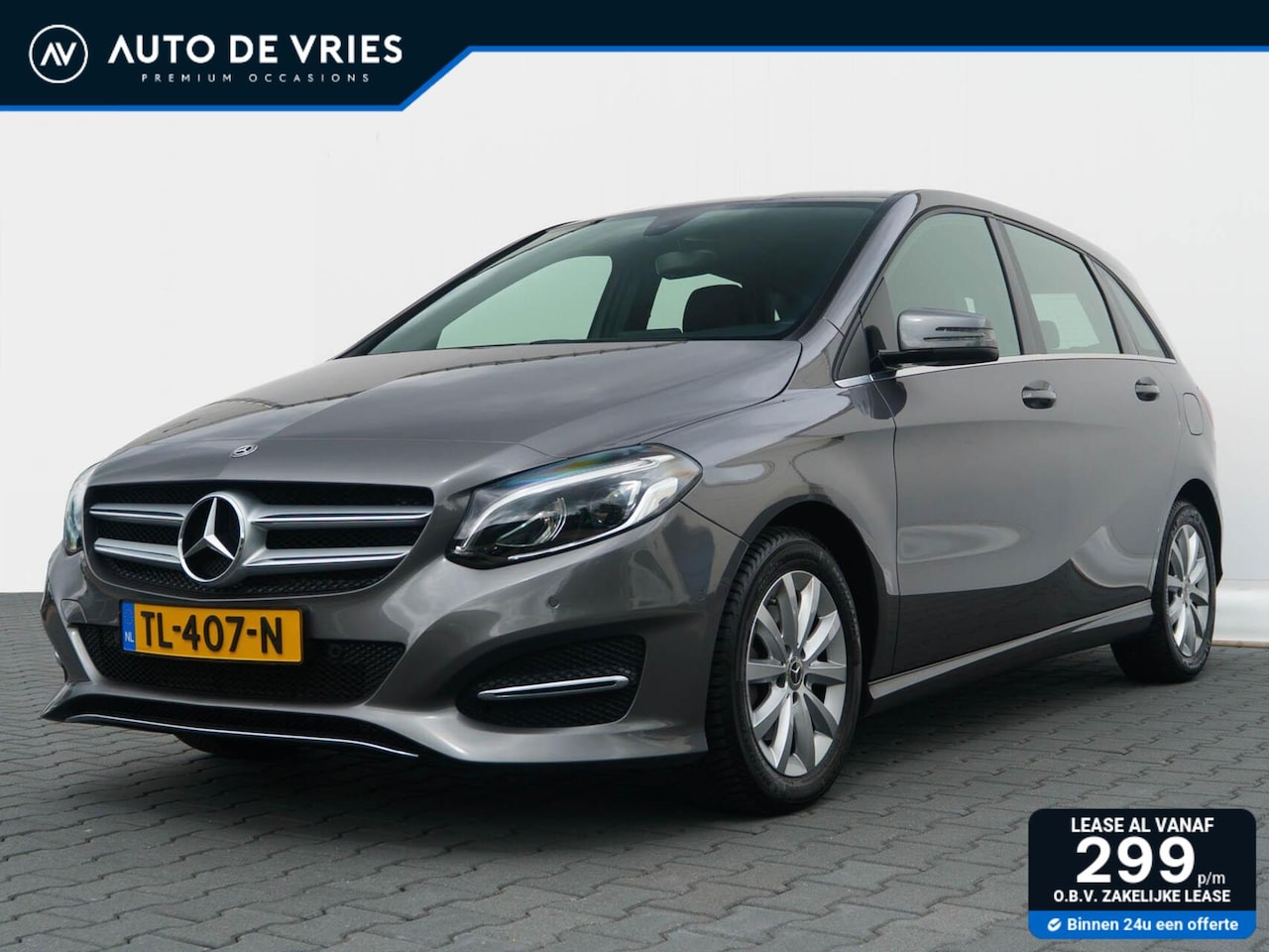 Mercedes-Benz B-klasse - 180 Automaat Ambition | Navigatie | Stoelverwarming | Trekhaak | 37.557 km - AutoWereld.nl