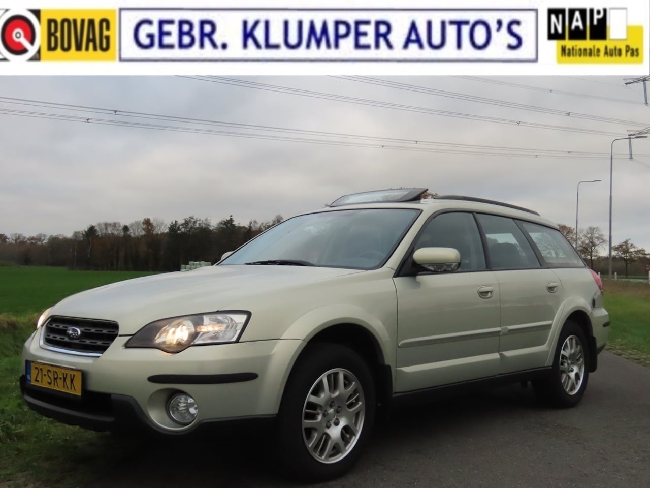Subaru Outback - 2.5i Comfort Pano, Cruise, ECC, Trekhaak, 22x Beurt! - AutoWereld.nl