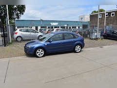 Ford Focus - 1.6-16V Futura