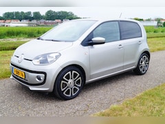 Volkswagen Up! - 1.0 high up BlueMotion Fender Audio