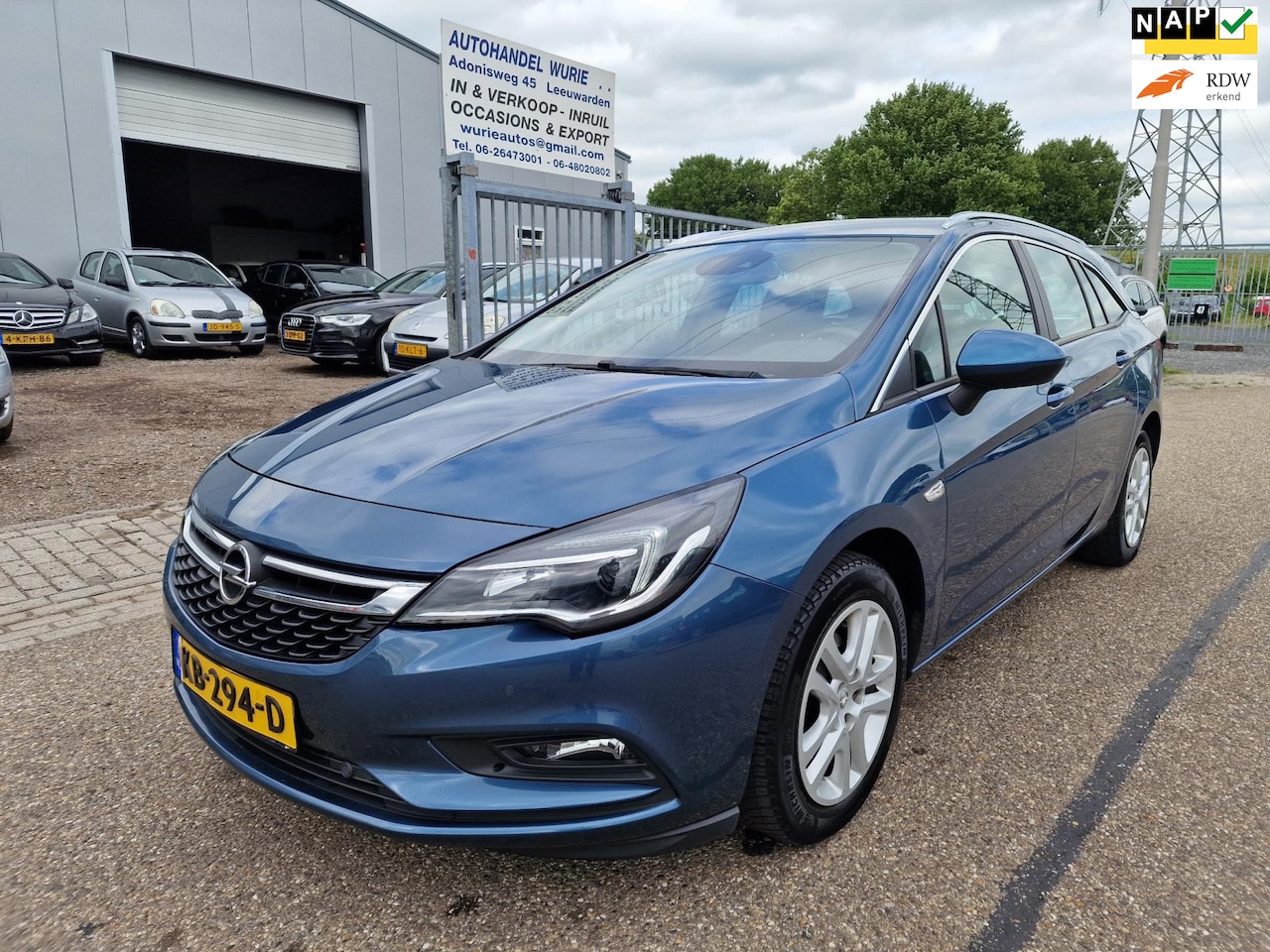 Opel Astra Sports Tourer - 1.0 Business+/Apk 20-07-2026 - AutoWereld.nl