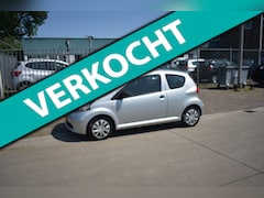 Toyota Aygo - 1.0-12V
