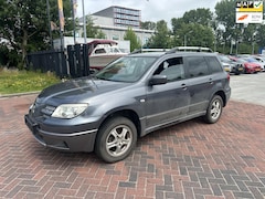 Mitsubishi Outlander Sport - 2.0 Invite+