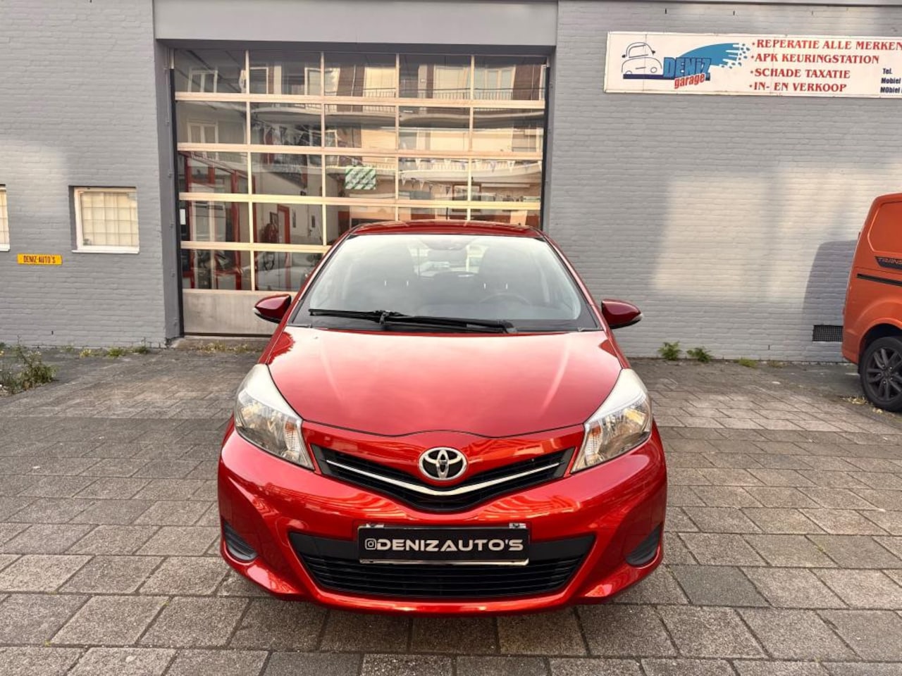 Toyota Yaris - 1.3 VVT-i Aspiration 1.3 VVT-i Aspiration - AutoWereld.nl