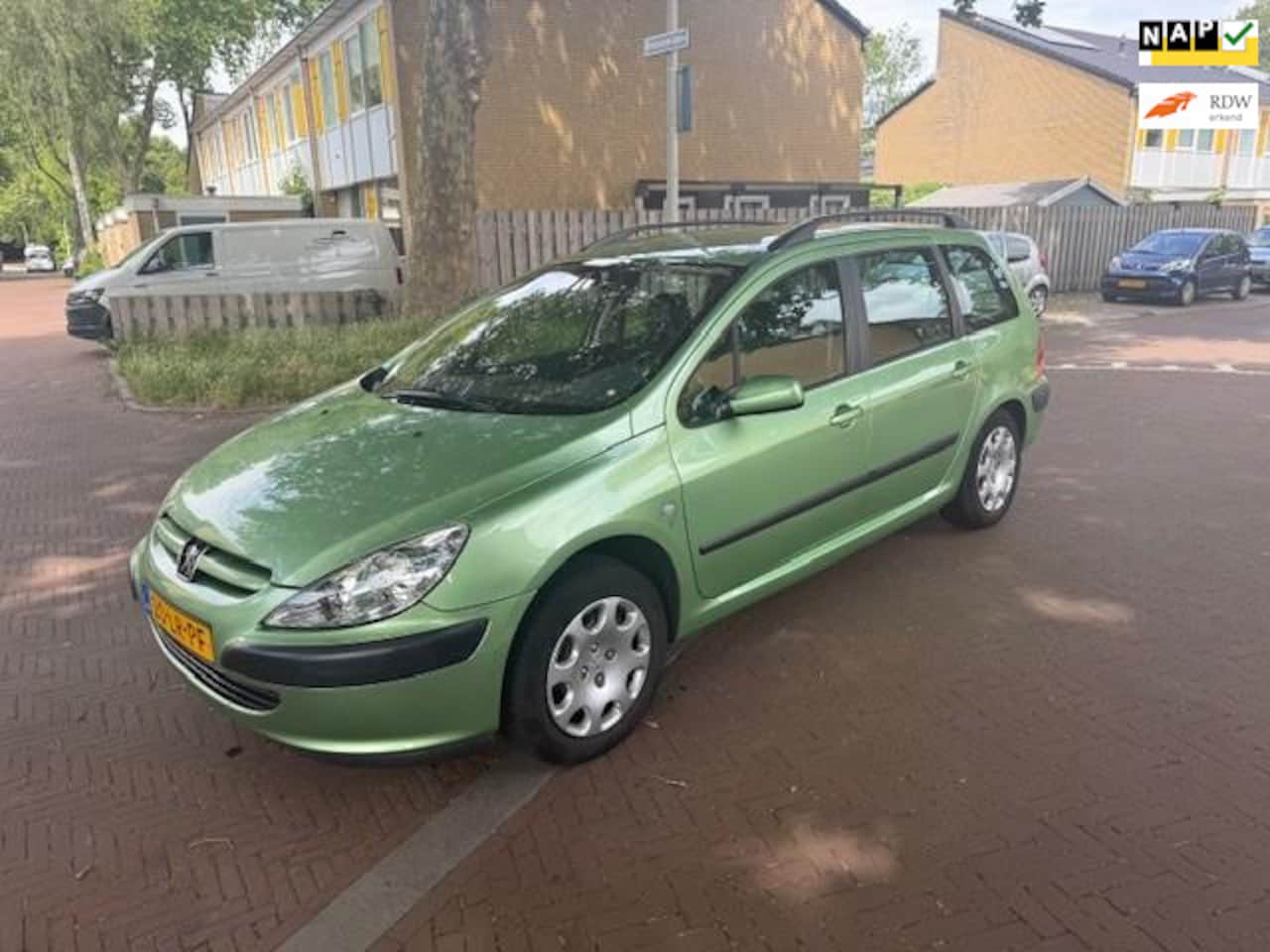 Peugeot 307 Break - AUTOMAAT / Airco / 86.000 NAP / Leuke auto - AutoWereld.nl