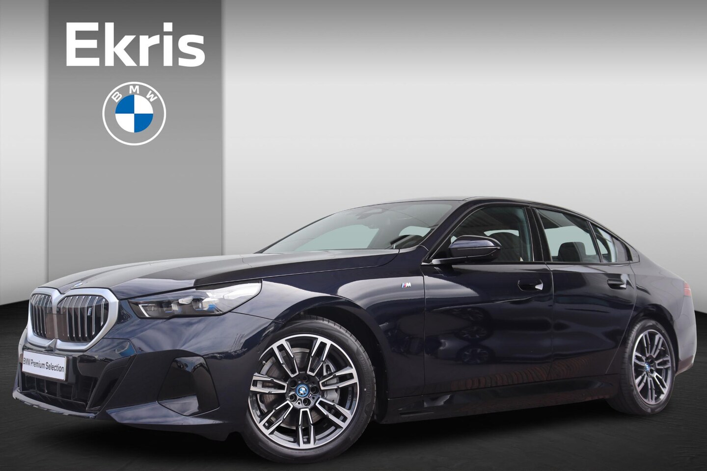 BMW i5 - eDrive40 | M Sport Edition M Sportpakket/ Comfort Access/ Stoelverwarming/ Ambiance verlic - AutoWereld.nl