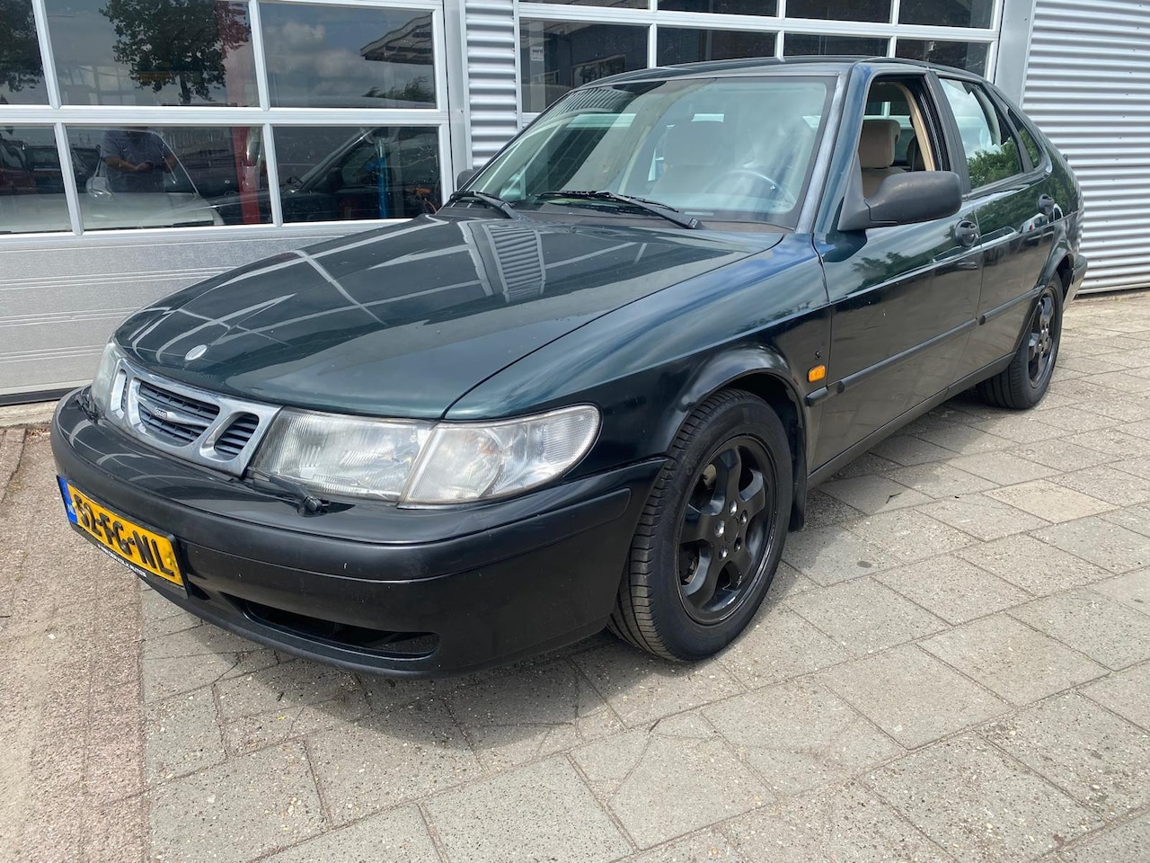 Saab 9-3 - 2.0t 2.0t (AUTOMAAT) - AutoWereld.nl