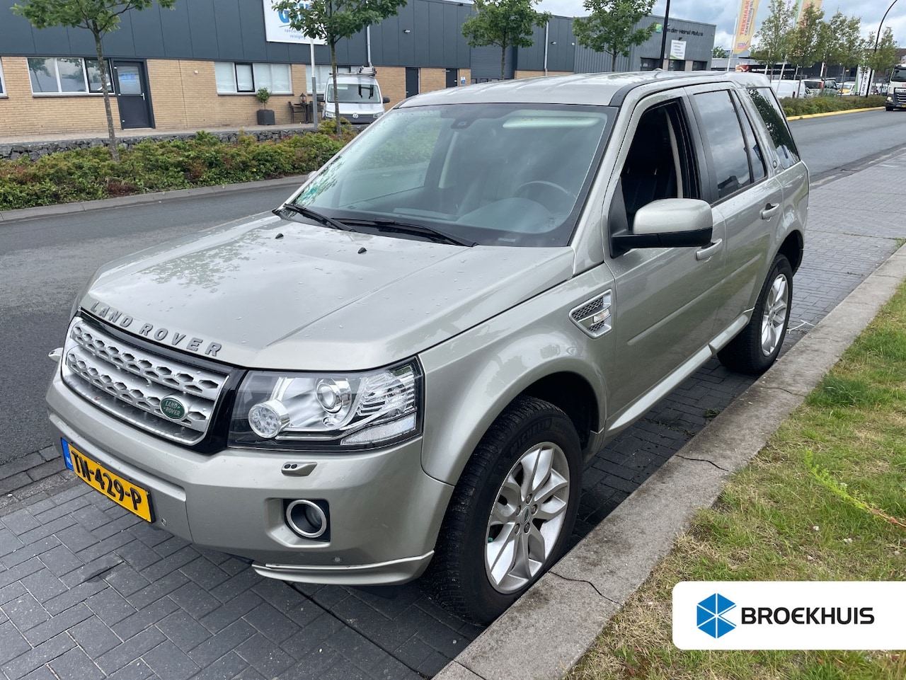 Land Rover Freelander - 2.2 TD4 HSE | Audio installatie premium | Navigatiesysteem full map | Vierseizoenen banden - AutoWereld.nl