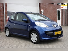 Peugeot 107 - 1.0-12V XS | NAP | Airco | carkit | APK | Elektrische ramen | Toerenteller