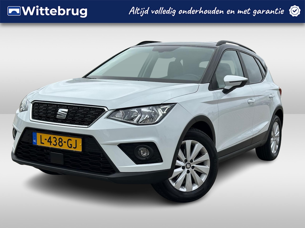Seat Arona - 1.0 TSI Style Business Intense / Navigatie / Climate controle / Parkeersensoren V+A / Zwar - AutoWereld.nl