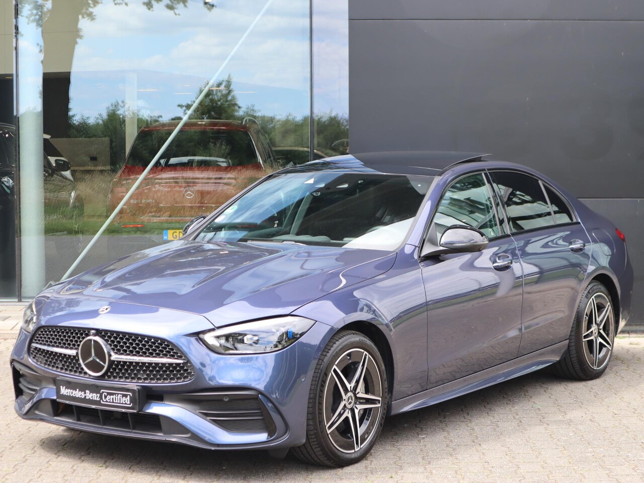 Mercedes-Benz C-klasse - 300 e AMG Line Sfeerverlichting | Rondomzicht camera | Cruise Control | Climate Control | - AutoWereld.nl