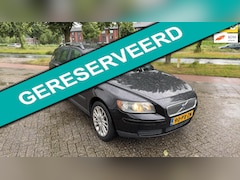 Volvo V50 - 2.4i 5-Cilinder 140pk LPG-G3 Trekhaak 1500kg. Clima Youngtimer