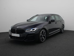 BMW 5-serie Touring - 530i High Executive | M Sportpakket | Trekhaak | Panoramadak | Comfortstoelen | 20"