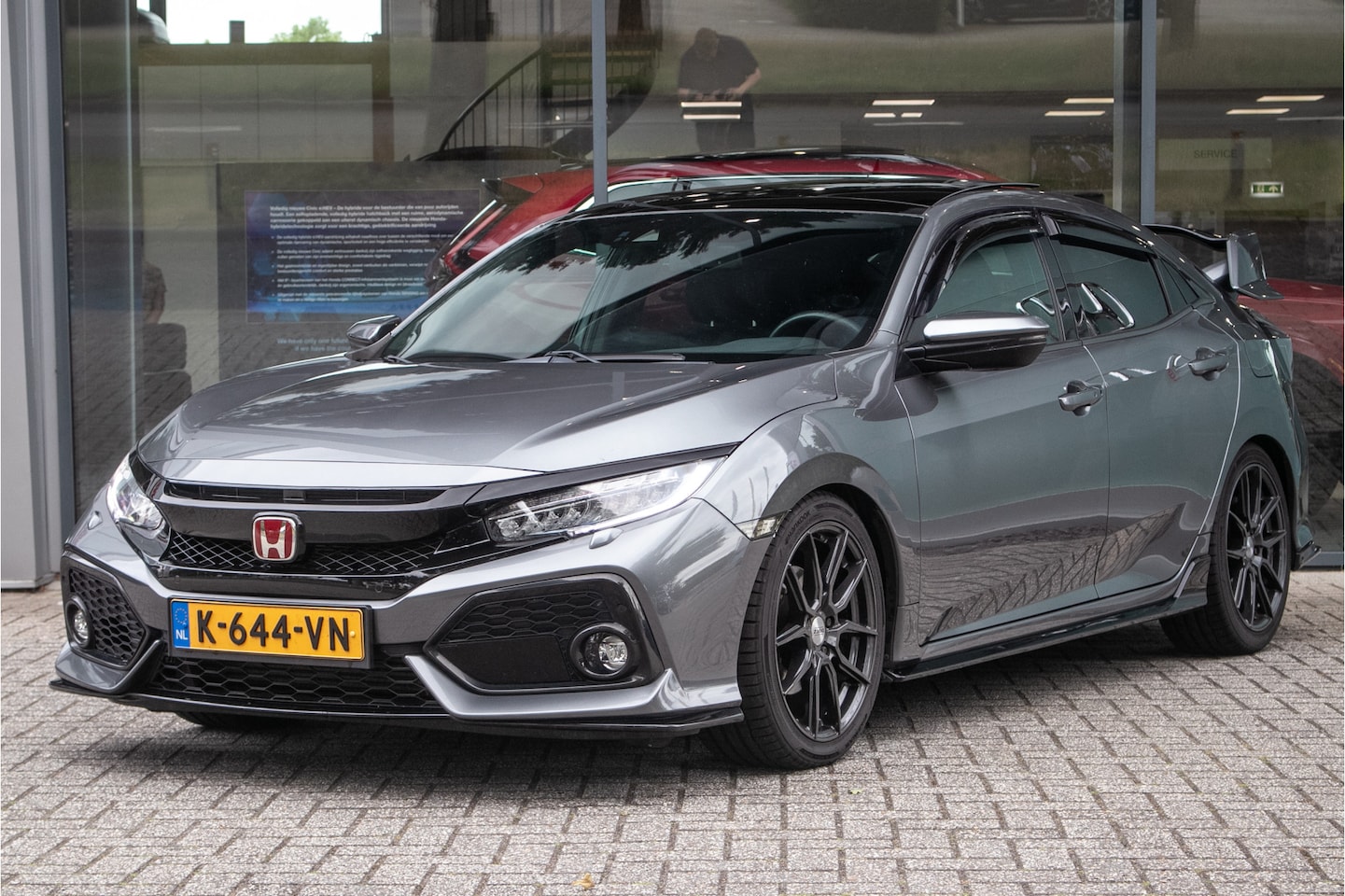 Honda Civic - 1.5 i-VTEC Sport Plus All-in rijklaarprijs | Schuifdak | 220 pk | Verlaagd - AutoWereld.nl