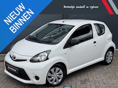 Toyota Aygo - 1.0 VVT-i Now / 100 % Onderhoud / NL Auto