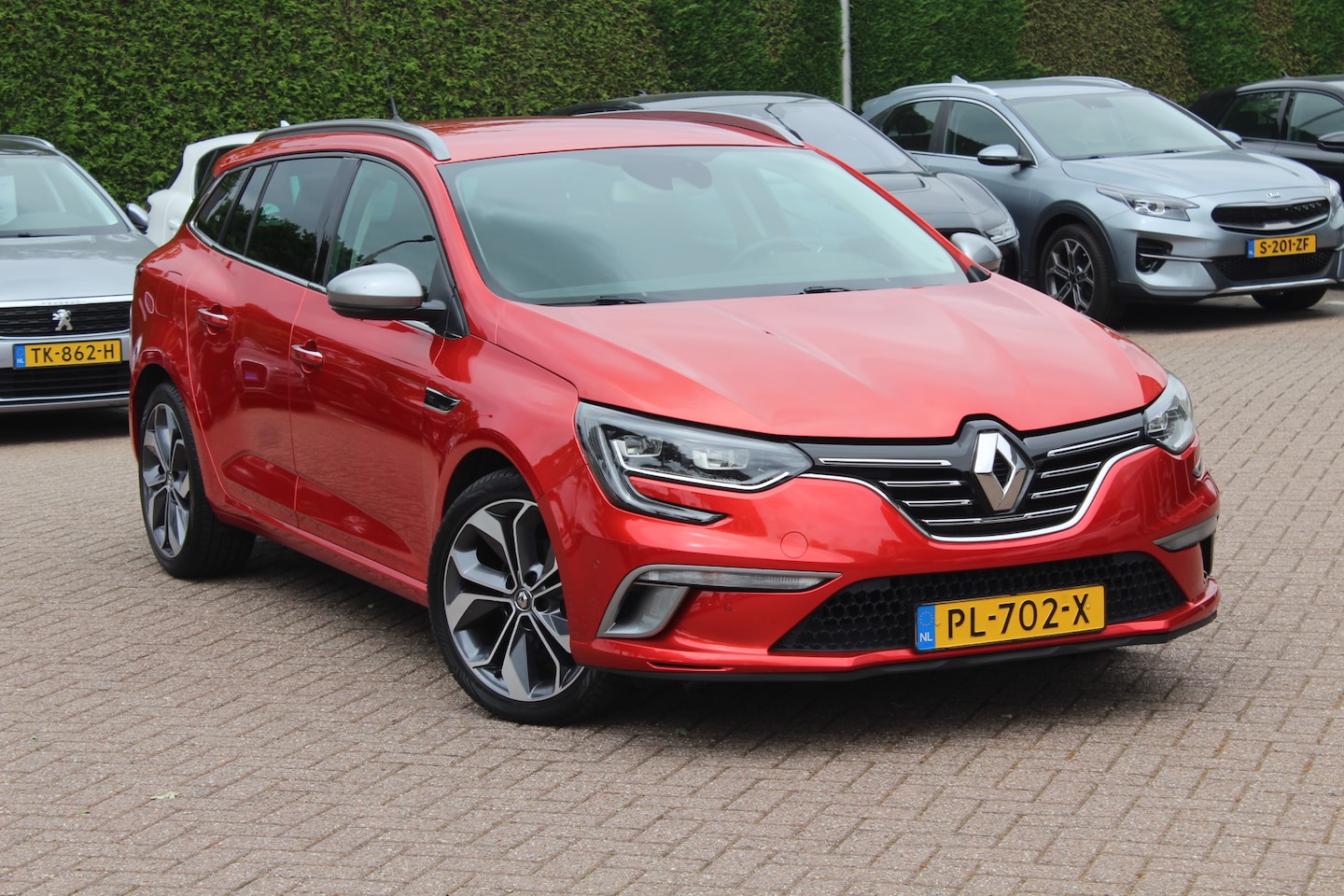 Renault Mégane Estate - 1.2 TCe GT-Line / Trekhaak / Camera / Bose / Keyless / 17'' / Navigatie / Getint glas / Do - AutoWereld.nl