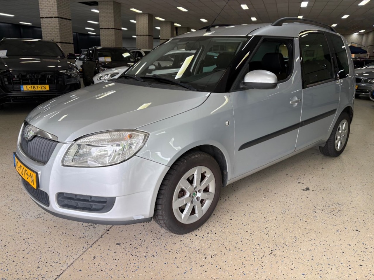 Skoda Roomster - 1.4-16V APK 2026 Airco veel ruimte - AutoWereld.nl