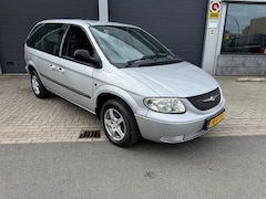 Chrysler Voyager - 3.3i V6 SE Luxe