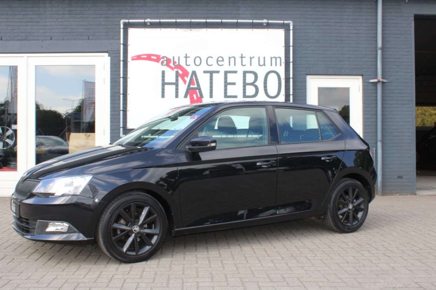 Skoda Fabia - 1.2 TSI Black Line - AutoWereld.nl