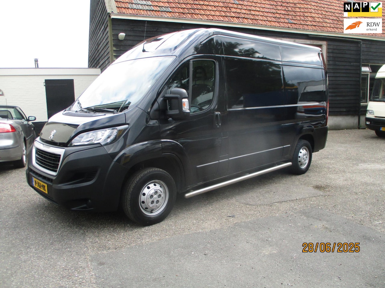 Peugeot Boxer - 330 2.0 BlueHDI L2H2 Premium 130 pk 1E. EIG. - AutoWereld.nl