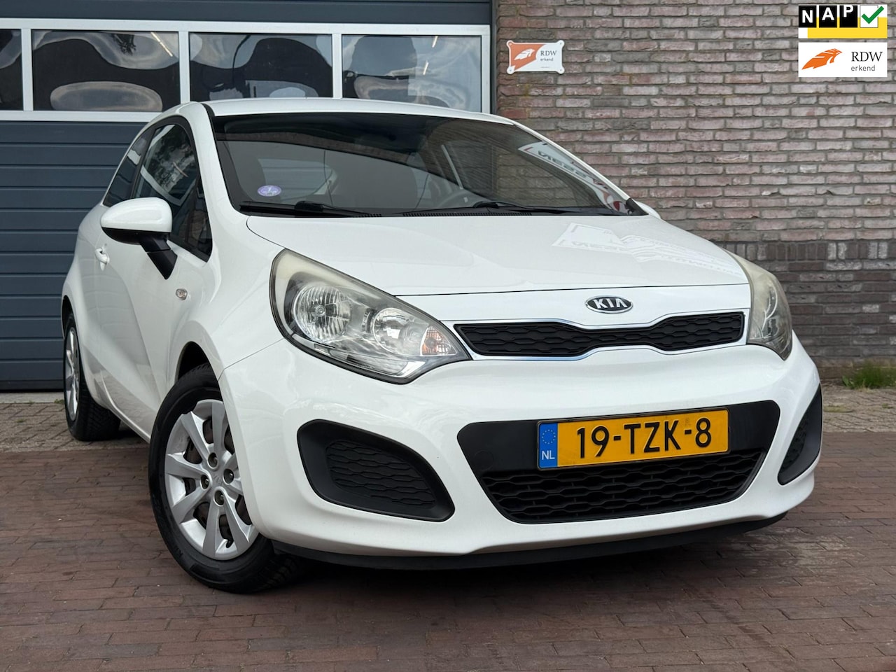 Kia Rio - 1.2 CVVT Comfort Pack|Airco - AutoWereld.nl