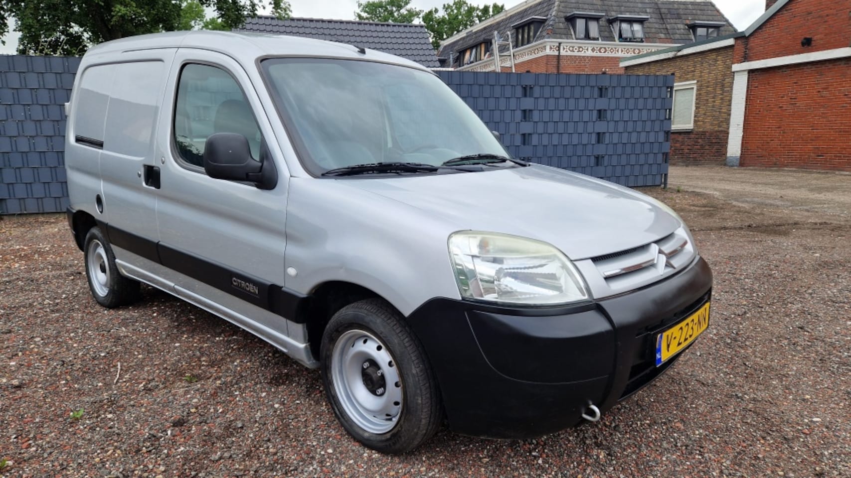 Citroën Berlingo - 1.2 Benzine - AutoWereld.nl