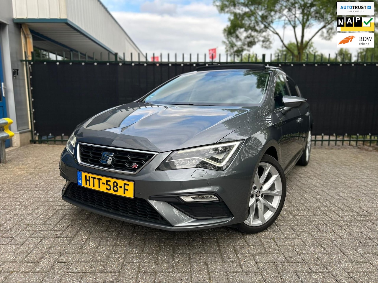 Seat Leon ST - 1.4 EcoTSI FR|Pano|LED|PDC|Cruise|Stoelverw - AutoWereld.nl