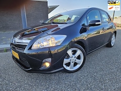 Toyota Auris - 1.8 Full Hybrid Dynamic GARANTIE