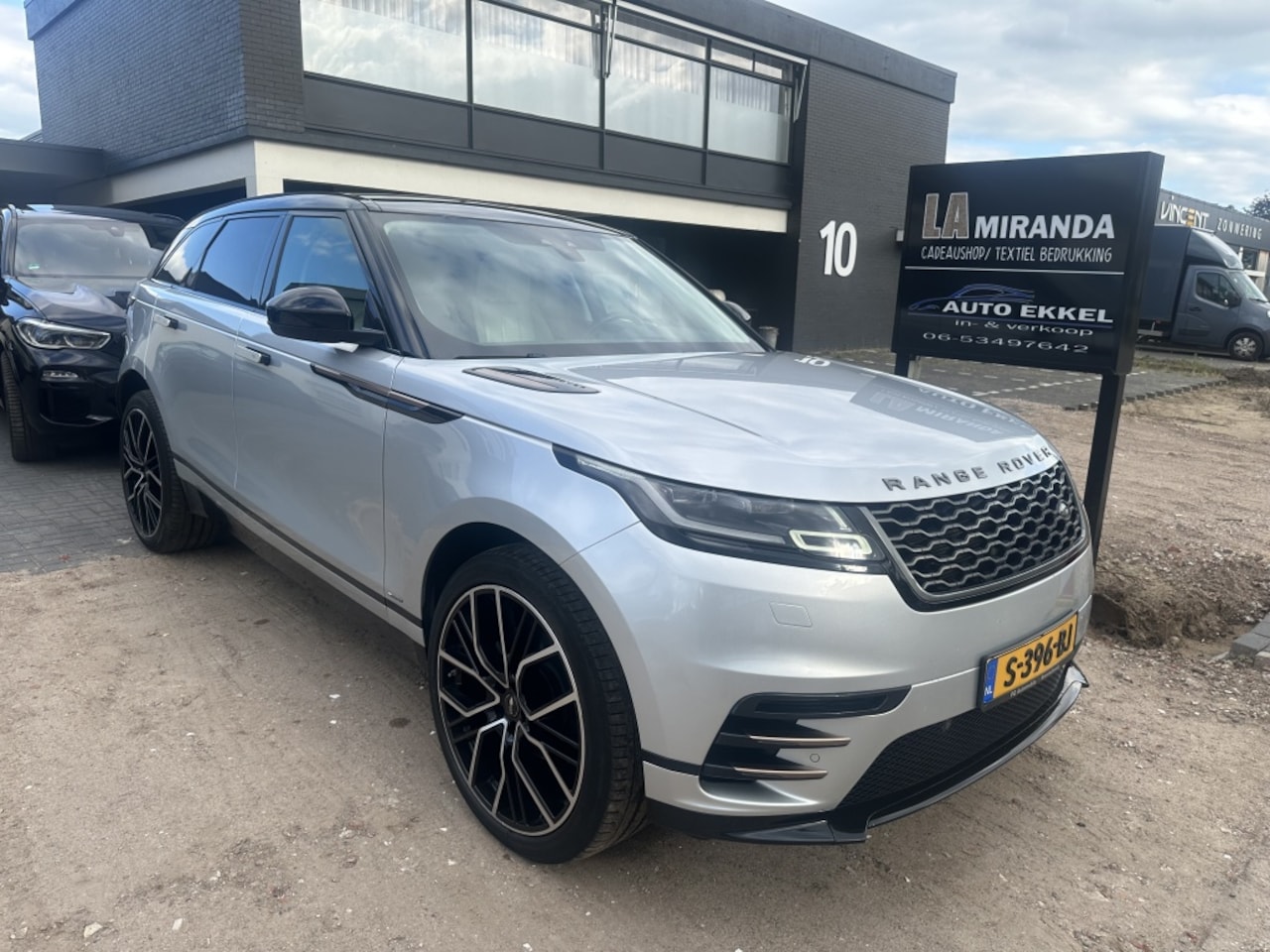 Land Rover Range Rover Velar - 2.0 T. AWD R-D HSE - AutoWereld.nl