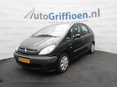 Citroën Xsara Picasso - 1.8i-16V Plaisir ruime MPV met trekhaak