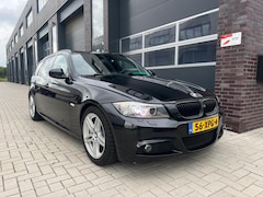 BMW 3-serie Touring - 318i M Sport Edition PANO/NAVI/ALCANTARA/CRUISE/19"/NAP