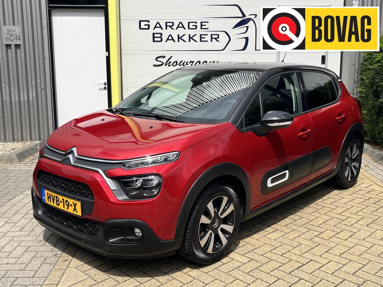 Citroën C3 - 1.2 PureTech Shine Business Trekhaak, LED, Stoelverwarming, Climate Control, Cruise Contro - AutoWereld.nl