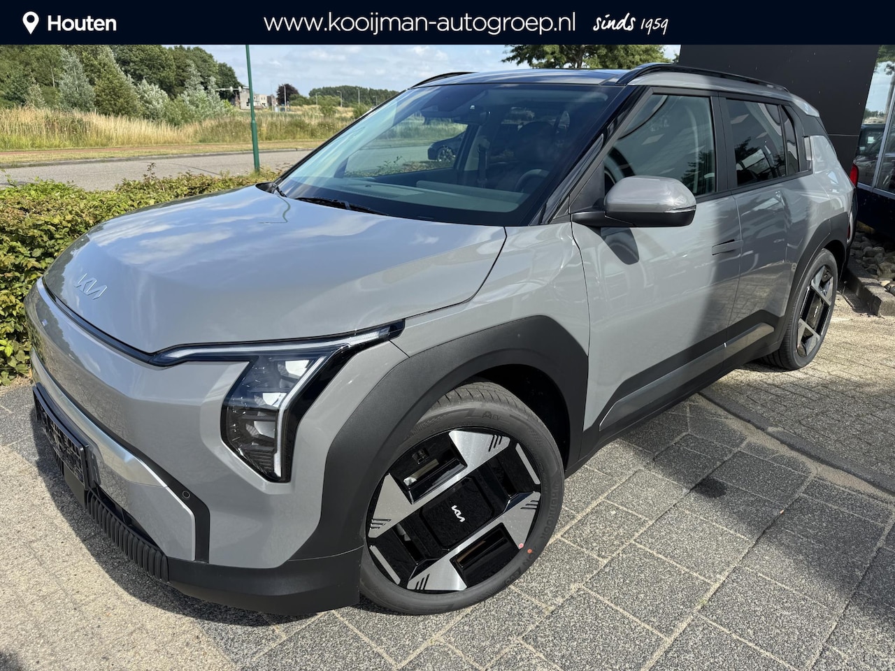 Kia EV3 - Plus Advanced 58.3 kWh €38.195,- RIJKLAAR! Nu €3.230,- voordeel! Meerdere kleuren en uitvo - AutoWereld.nl