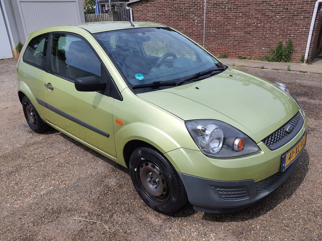 Ford Fiesta - 1.3-8V Cool & Sound - AutoWereld.nl