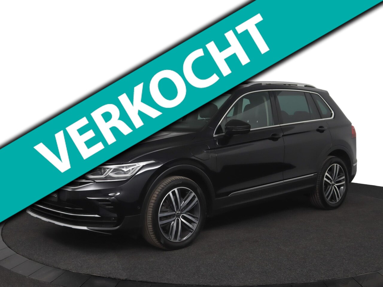 Volkswagen Tiguan - 1.4 TSI Elegance eHybrid Highline | Automaat | Pano | Carplay | ACC | Digi Dash | - AutoWereld.nl