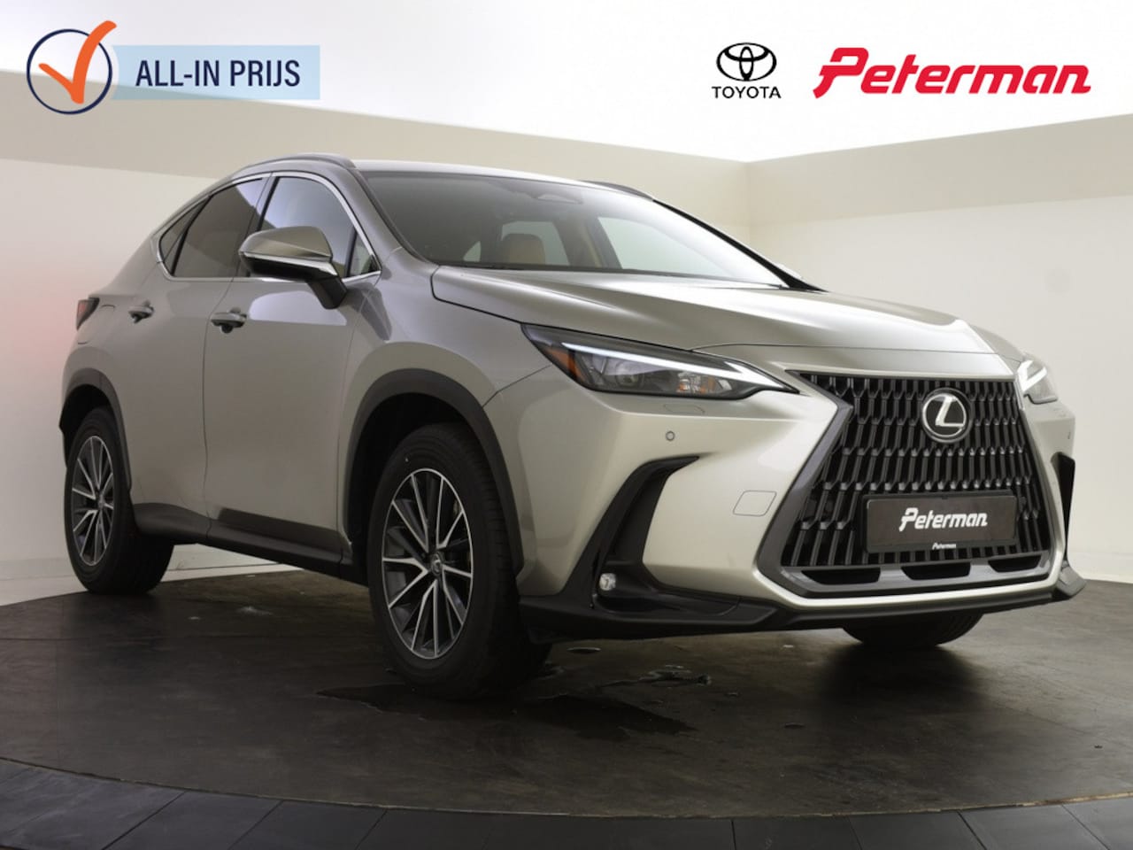 Lexus NX - 450h+ AWD Plug in Hybrid Luxury Line | Trekhaak | Stoel en Stuur - AutoWereld.nl