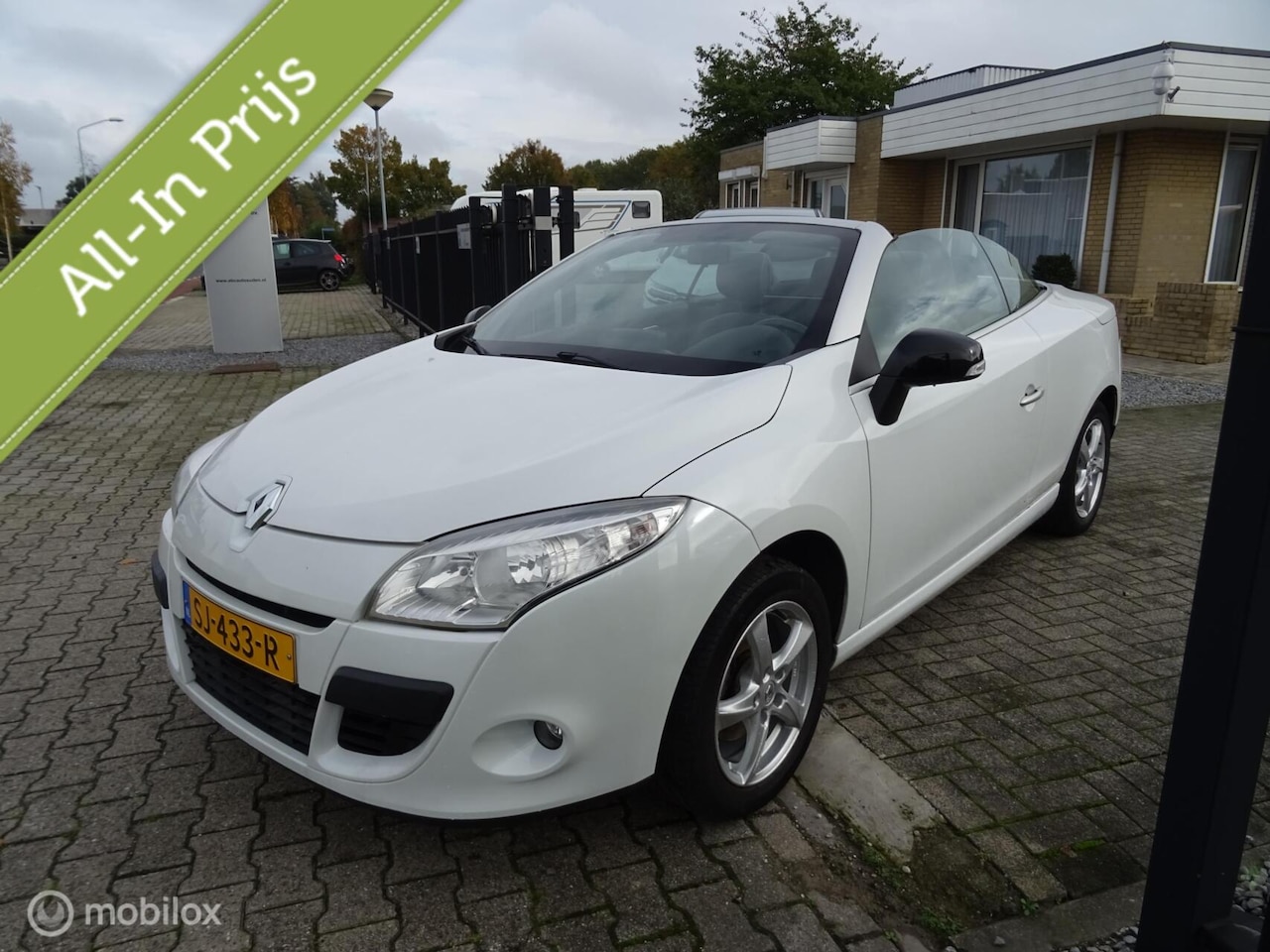 Renault Mégane Cabrio - CC 1.6/16v Zeer Mooi Nwe.distributie keurig onderhouden - AutoWereld.nl
